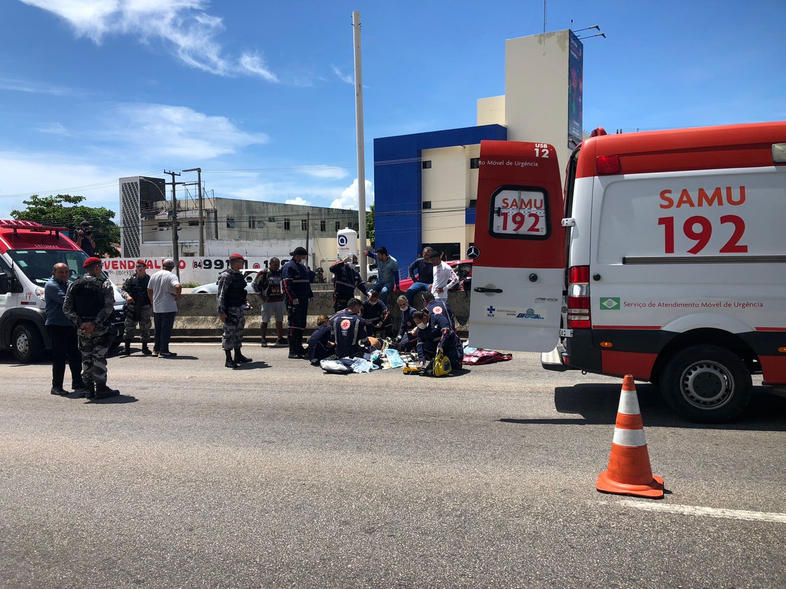 Motociclista passa mal, bate em mureta e morre na BR-101, na Zona Sul de  Natal - LivreTV Notícias