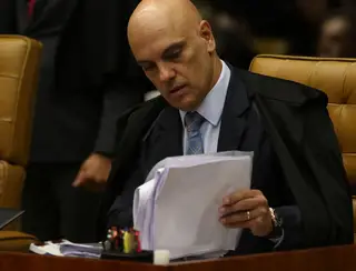 Alexandre de Moraes determina depoimento presencial do presidente