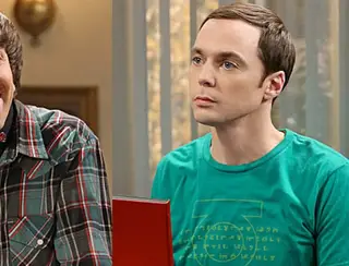 Ator de Big Bang Theory troca comédia por mistério em série; veja quem