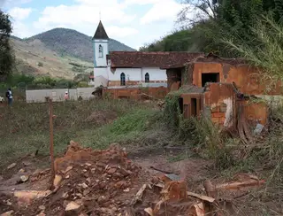 AGU quer que mineradoras paguem R$ 79 bilhões por danos em Mariana