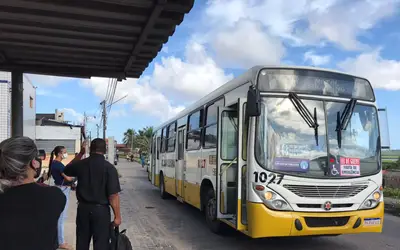 Sem acordo, rodoviários retomam greve no transporte público de Natal