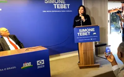 Simone Tebet registra candidatura à Presidência no TSE